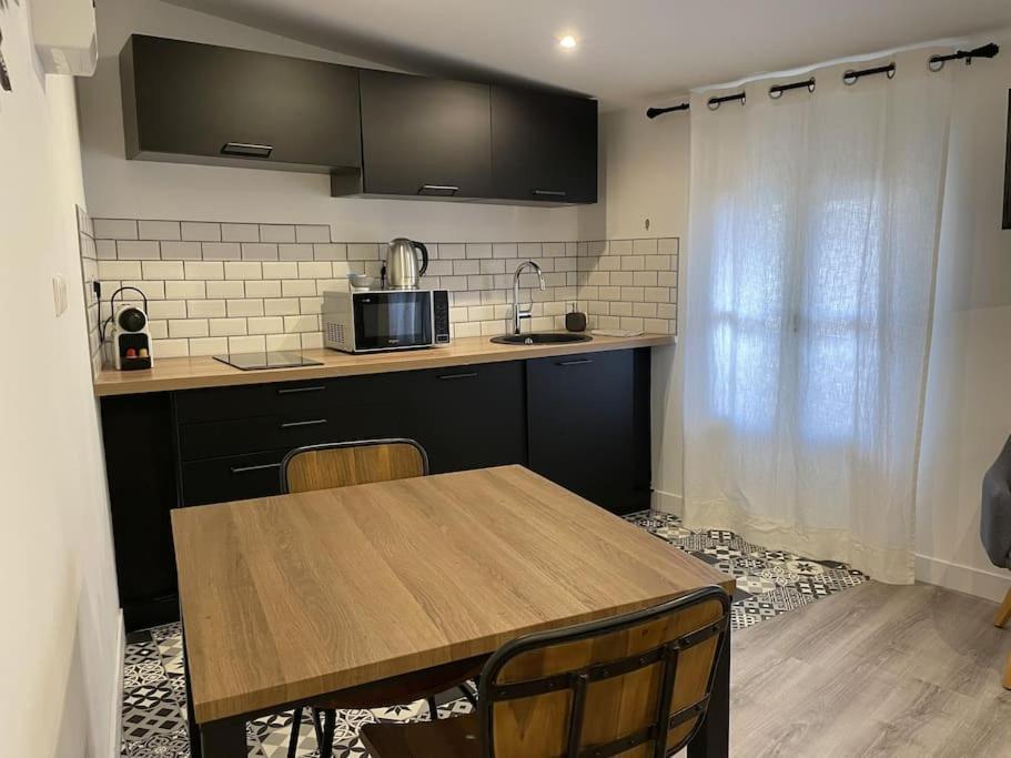 Le Moulin 2 - Appartement Arenes Romaines- Beziers Gare - Wifi- Tv Connecte Exterior photo